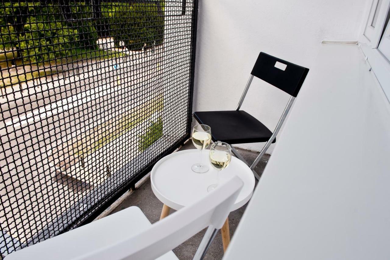 Apartament Powisle With Balcony Варшава Екстер'єр фото